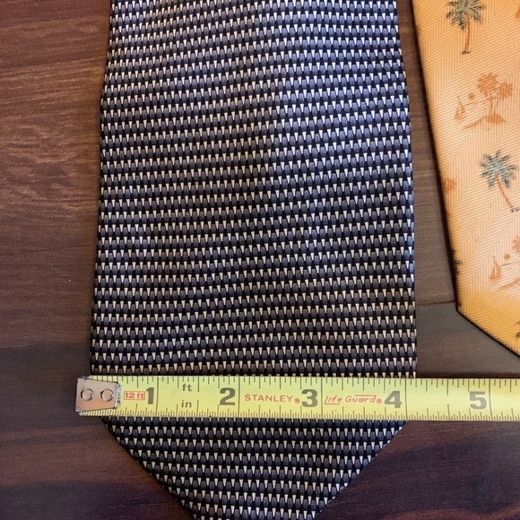 BUNDLE of 3 TIES ✨ 2 BERGAMO New York and 1 TOMMY BAHAMA Pure Silk neckties - Picture 11 of 13